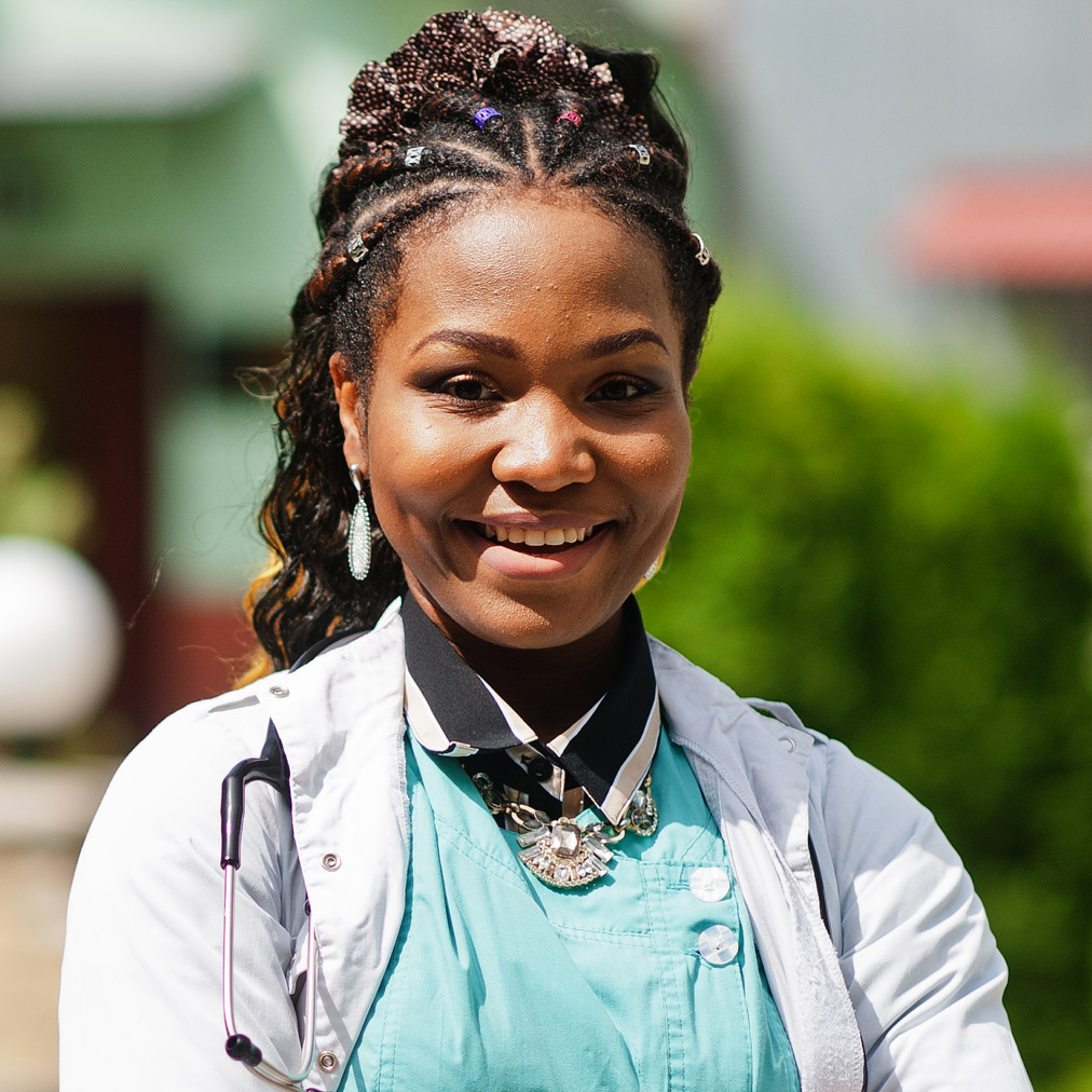 Dr. GROGUE Marie-Anne
